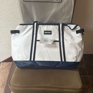 New White and Blue Cooler Bag